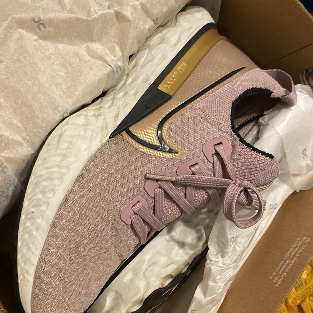 Nike React Size 8 - image 3